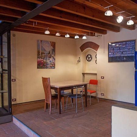 Casa Dolce Casa Alzaia Grande Appartement Milaan Buitenkant foto
